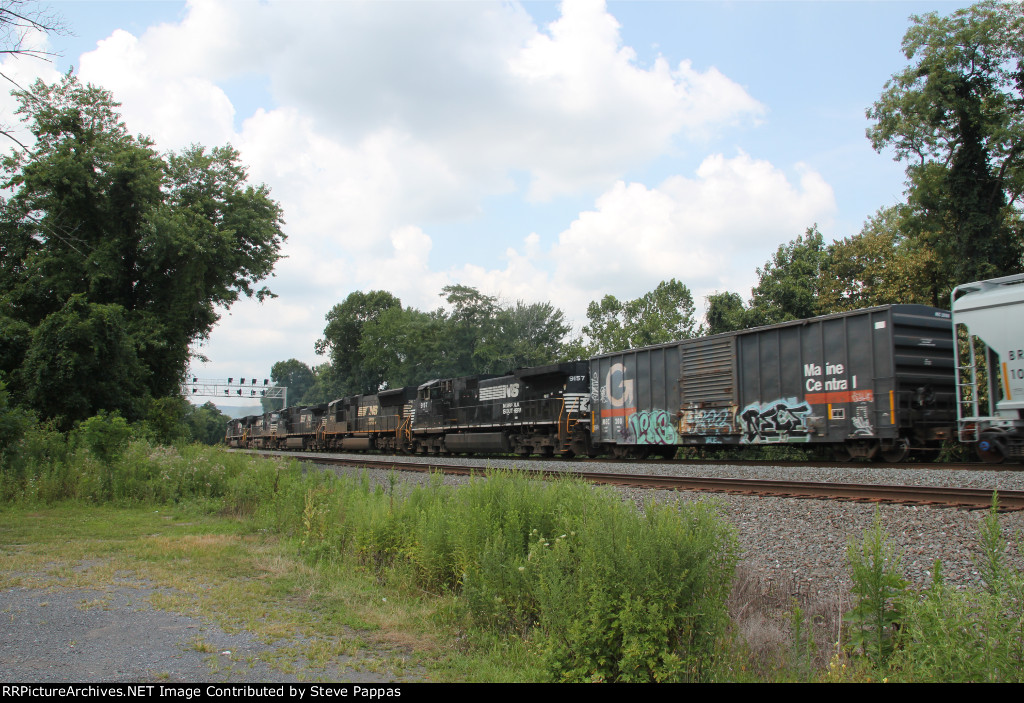 NS train 15T at milepost 116